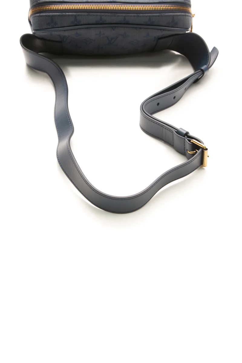 Men's Outdoor Bumbag - Image 5