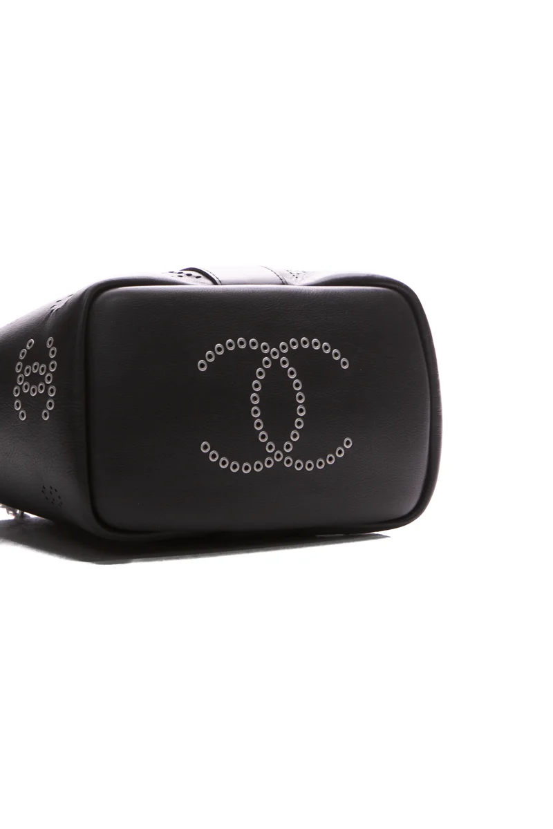 Eyelets Logo Bucket Bag - Image 5