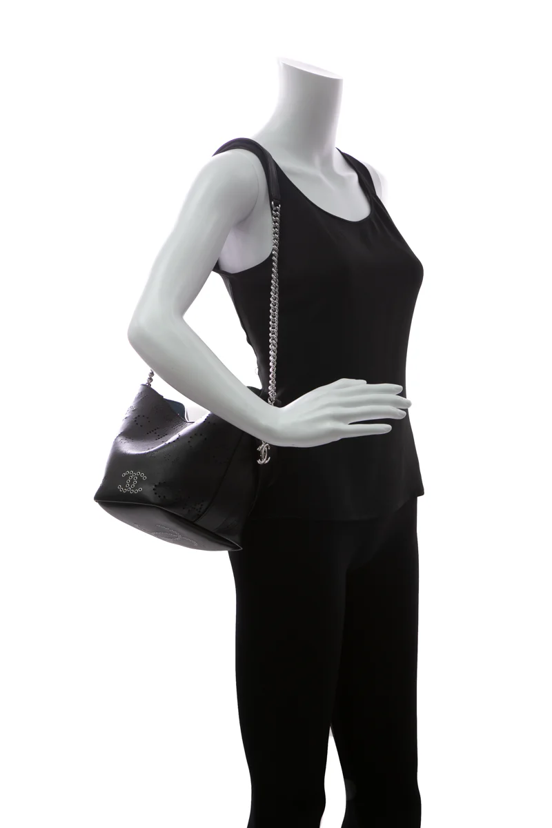 Eyelets Logo Bucket Bag - Image 9