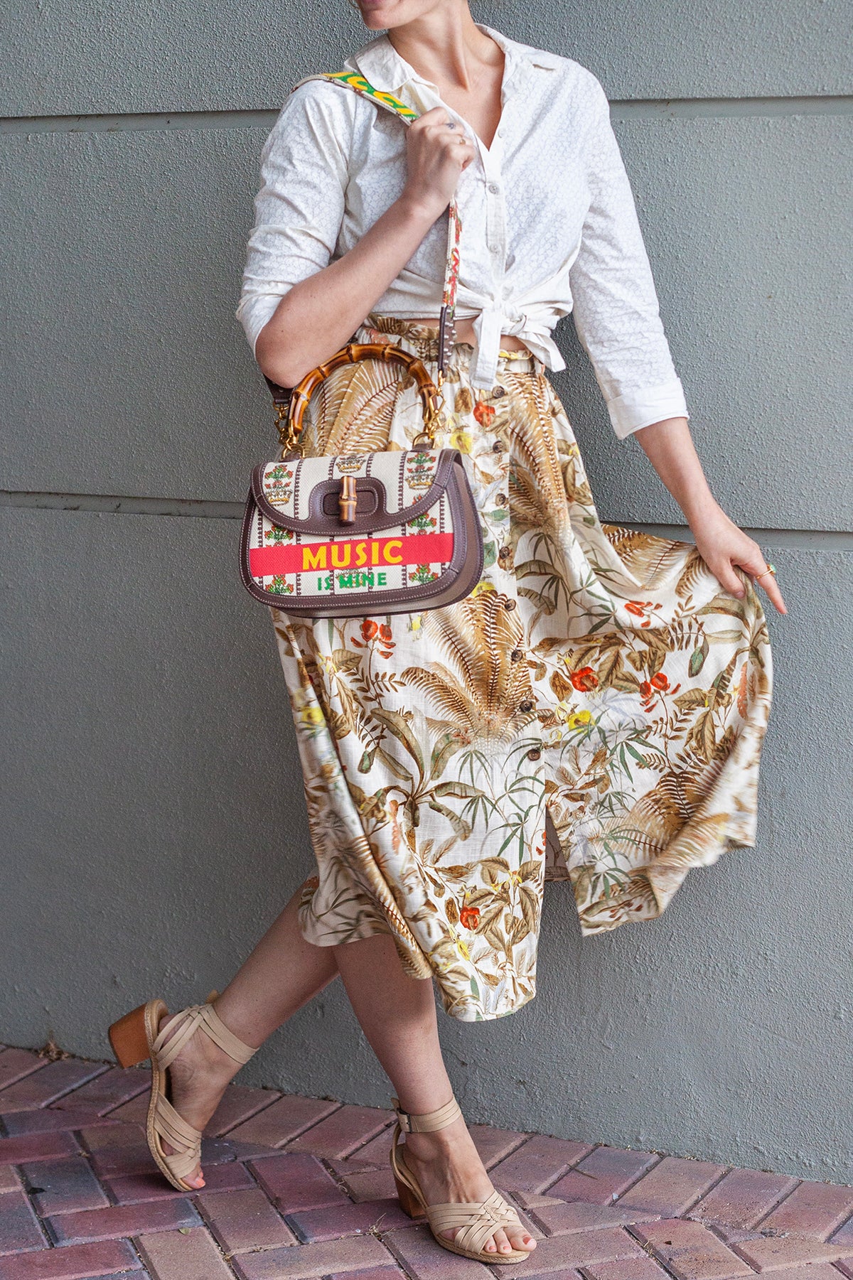 New Convertible Bamboo Handle Bag - Image 12