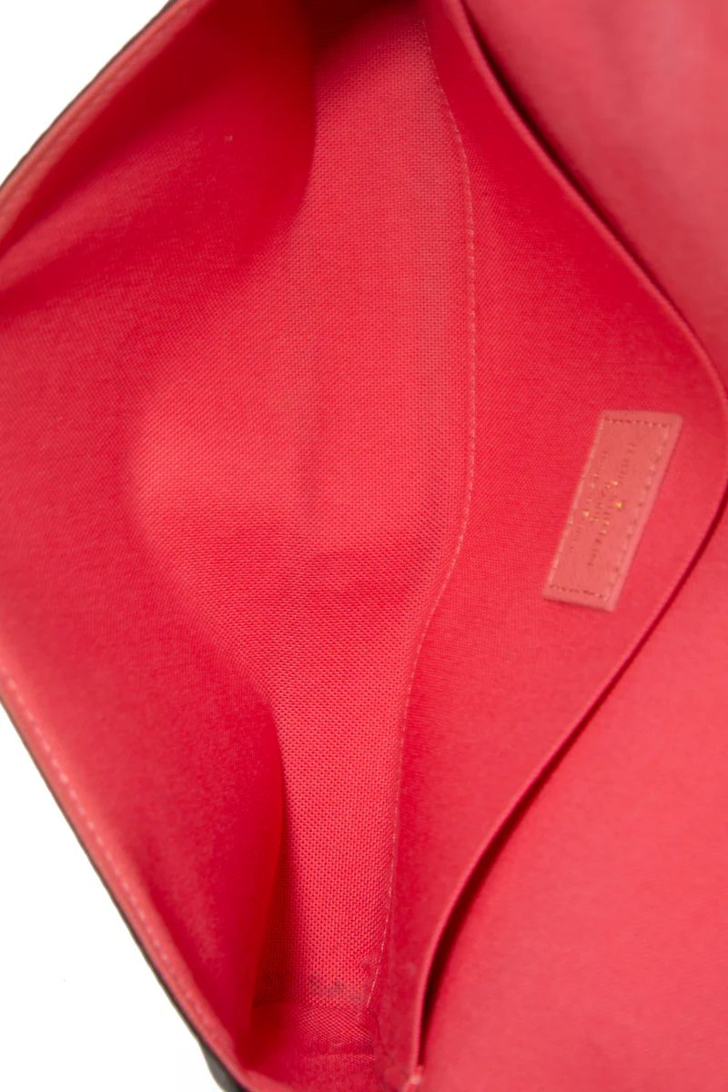 Lovely Bird Felicie Pochette Bag - Image 10