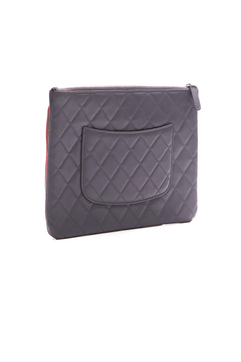 Multipocket Quilted Pouch - Image 3
